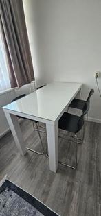 Hoge Ikea eettafelset  met glazen plaat en 4 barstoelen., Huis en Inrichting, Ophalen, Gebruikt, Vierkant, 50 tot 100 cm