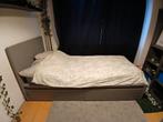 Bed (Ikea)