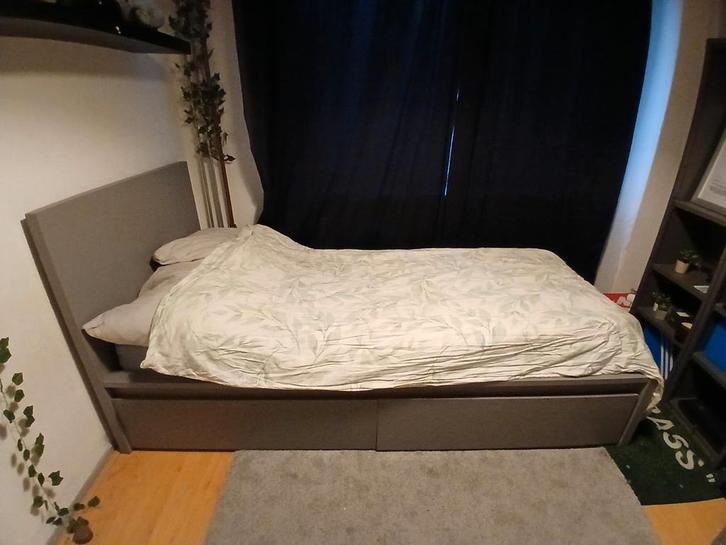 Bed (Ikea), Huizen en Kamers, Kamers te huur