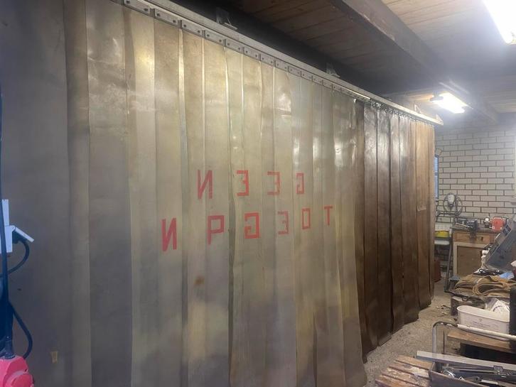 Strokengordijn / Flappengordijn - Gebruikt, Doe-het-zelf en Verbouw, Deuren en Horren, Gebruikt, Garagedeur, 215 cm of meer, 120 cm of meer