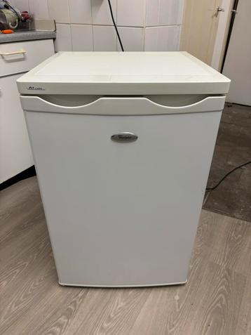 Kleine Koelkastje Whirlpool - Met Vriesvak - Werkt Super beschikbaar voor biedingen