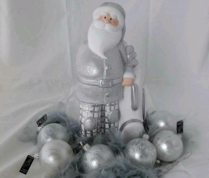 Kerasmische kerstman 24 cm 2 stuks kerstdeco kerstman beeld, Diversen, Kerst, Nieuw, Ophalen of Verzenden