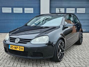 Volkswagen Golf 1.6 FSI Trendline + Subwoofer beschikbaar voor biedingen