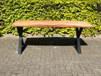 Tafel van accaccia hout met zwart stalen X-poot., Huis en Inrichting, Tafels | Eettafels, Ophalen, Gebruikt, 50 tot 100 cm, 150 tot 200 cm