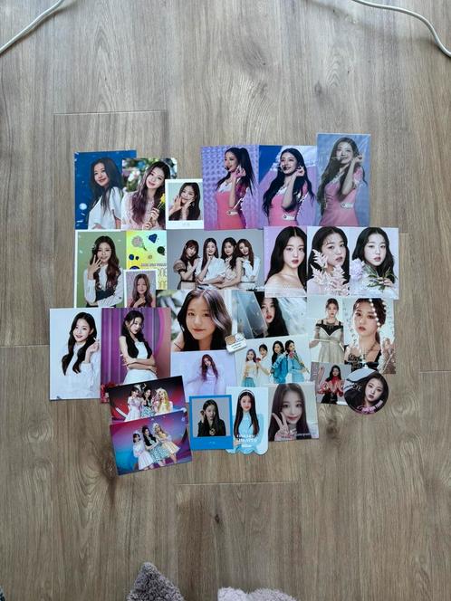 izone iz*one wonyoung non album, Verzamelen, Muziek, Artiesten en Beroemdheden, Zo goed als nieuw, Foto of Kaart, Verzenden