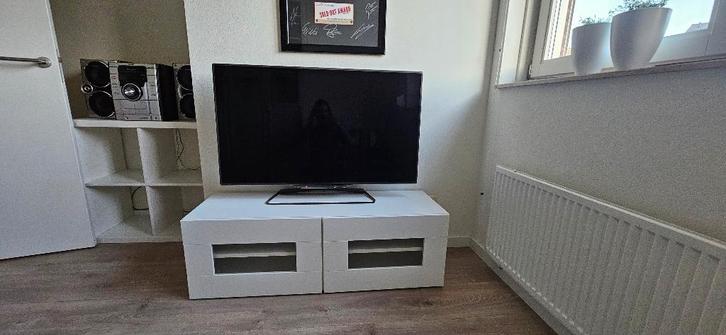 Ikea Besta tv meubel, Huis en Inrichting, Kasten | Televisiemeubels, Zo goed als nieuw, Minder dan 100 cm, 100 tot 150 cm, 25 tot 50 cm