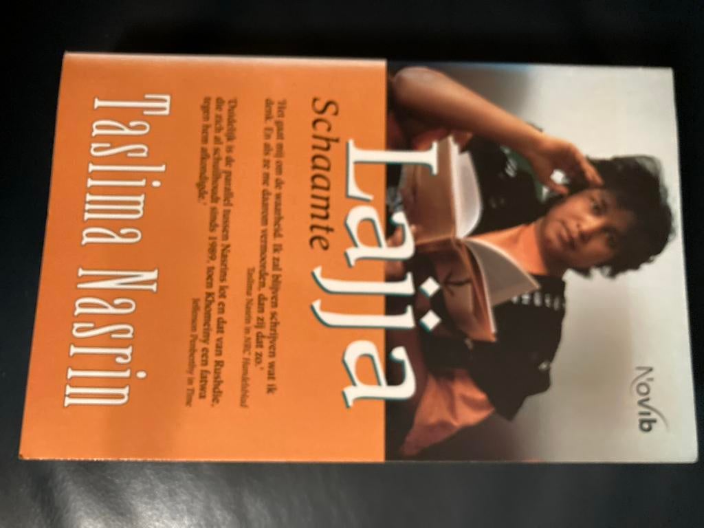 Schaamte Lajja - Taslima Nasrin, Boeken, Ophalen of Verzenden, Gelezen, Nederland