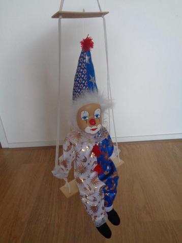 Clown pop aan schommel - 55 cm hoog - Retro Vintage beschikbaar voor biedingen