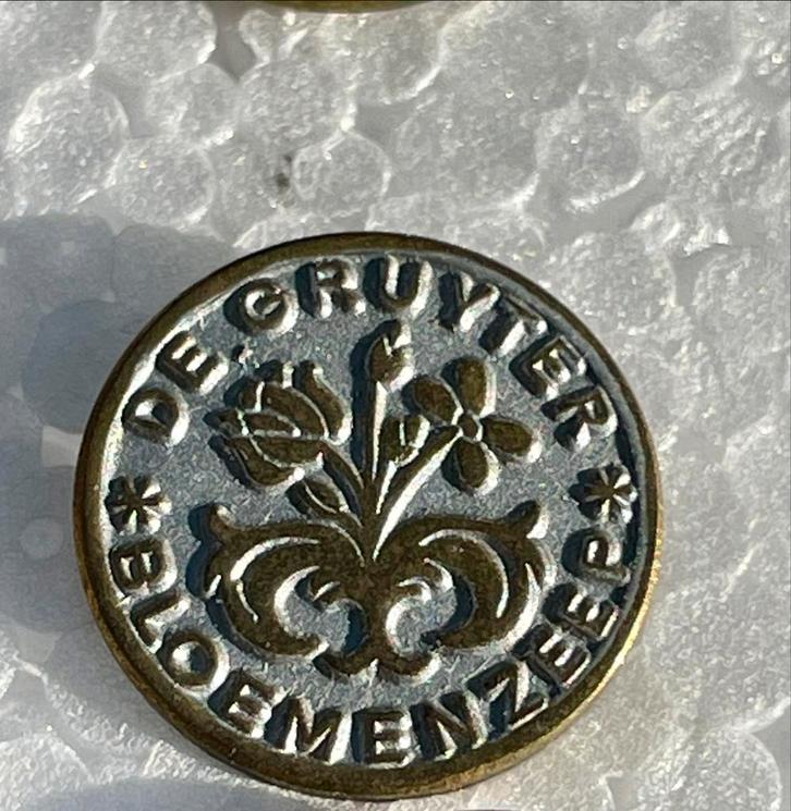 Drie De Gruyter Speldjes - Bloemenzegels, Verzamelen, Merken en Reclamevoorwerpen, Gebruikt, Overige typen, Ophalen of Verzenden