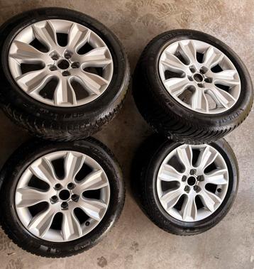Winterbanden met aluminium velgen - 205/55 R16 beschikbaar voor biedingen