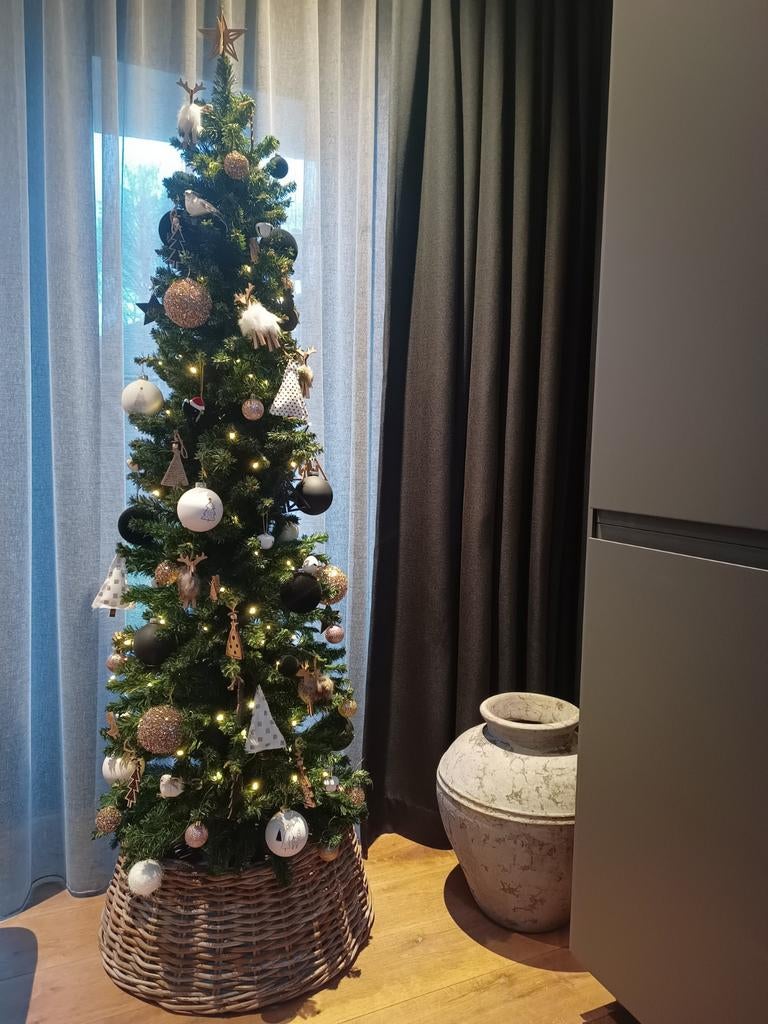 Mooie Kunstkerstbomen groot 180cm en klein 90cm., Diversen, Kerst, Ophalen