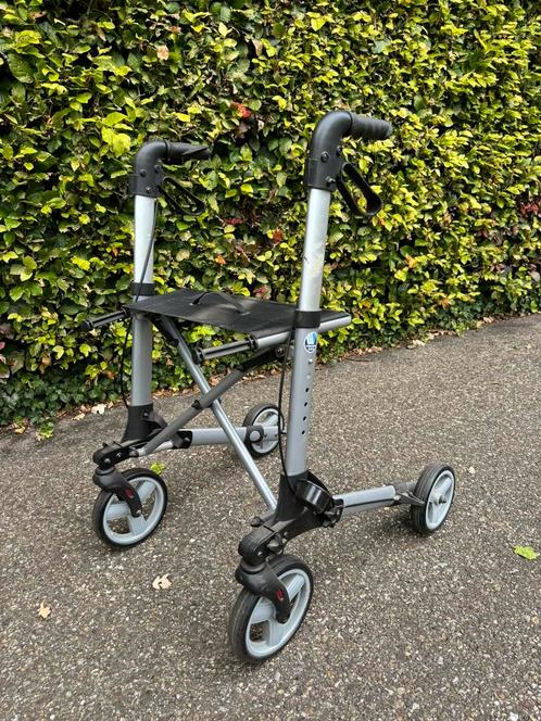 Rollator Vermeiren opvouwbaar licht gewicht, Diversen, Rollators, Gebruikt, Lichtgewicht, Opvouwbaar, Ophalen