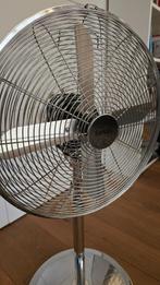 Staande ventilator, Witgoed en Apparatuur, Ventilatoren, Ophalen, Zo goed als nieuw, Statiefventilator