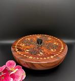 Jacques Toffee Eclair snoepblik koekblik op pootjes 60s -SL3, Verzamelen, Blikken, Verzenden, Gebruikt, Koek(jes), Overige merken