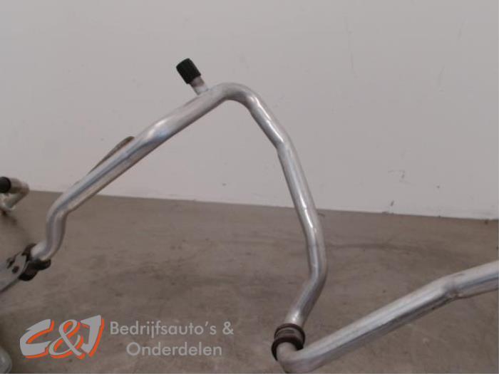 Airco Leiding van een Renault Trafic, Auto-onderdelen, Airco en Verwarming, Renault, Gebruikt, 3 maanden garantie, Ophalen of Verzenden