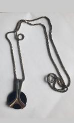 Zilveren ketting met deels zilveren hanger. Tweede gehalte., Met hanger, Ophalen of Verzenden, Zo goed als nieuw, Zilver