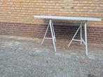 Witte Tafel op Bokken, Huis en Inrichting, Tafels | Eettafels, Ophalen, Gebruikt, 100 tot 150 cm, 50 tot 100 cm