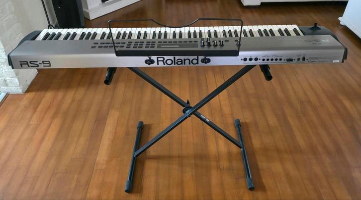 Roland RS-9 Synthesizer – 64-Voice Performance Keyboard , Muziek en Instrumenten, Keyboards, Zo goed als nieuw, 88 toetsen, Roland