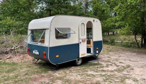 Mooie unieke en zeldzame martens caravan, Caravans en Kamperen, Caravans, Particulier, tot en met 3, 500 - 750 kg, Standaardzit