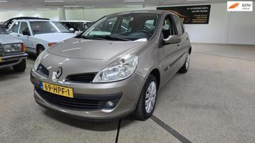 Renault Clio 1.6-16V Dynamique beschikbaar voor biedingen