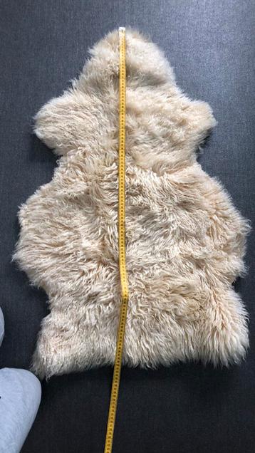 Schapenvacht Ikea (Ludde) 1m x 70cm €25 beschikbaar voor biedingen