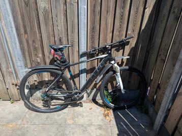 Cube mountain bike - weinig mee gefietst beschikbaar voor biedingen