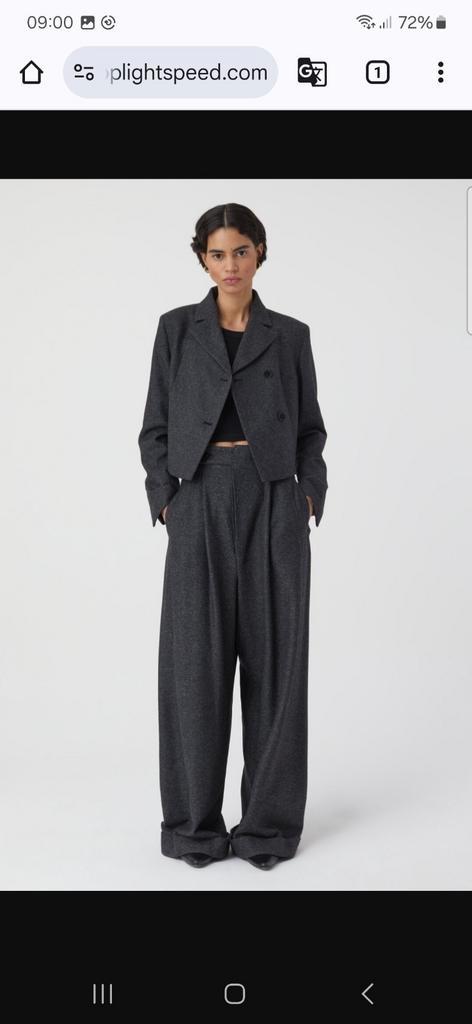 Closed Italy wollen pak broek 32 jasje l wol nieuw, Kleding | Dames, Jasjes, Kostuums en Pakken, Nieuw, Maat 38/40 (M), Ophalen of Verzenden