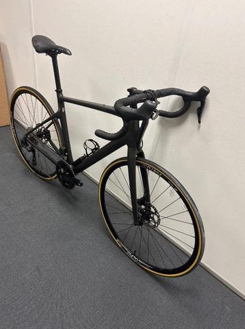 Cannondale Synapse Carbon 105 di2 Zwart 56cm 2024 beschikbaar voor biedingen