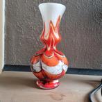 Vintage Opaline vaasje, Antiek en Kunst, Antiek | Vazen, Ophalen