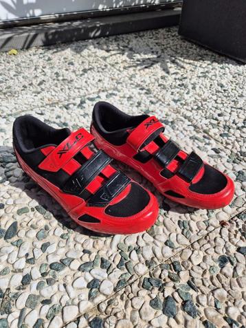 Fietsschoenen XLC beschikbaar voor biedingen