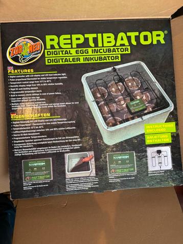 Zoomed reptibator broedstoof beschikbaar voor biedingen