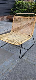 Rotan Stoel met Metalen Frame, Huis en Inrichting, Stoelen, Ophalen, Gebruikt, Bruin, Riet of Rotan