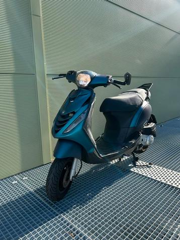 Nette Piaggio Zip iGet // Geel Kenteken beschikbaar voor biedingen