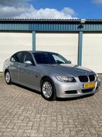 BMW 318i 2.0 Business Line, Leer, Airco, Cruise, Trekhaak **, Auto's, Achterwielaandrijving, Zwart, Handgeschakeld, Particulier