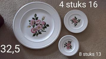 Wedgwood Briar Rose gebak set beschikbaar voor biedingen