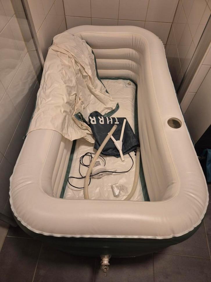 Tubble Opblaasbad - Zo goed als nieuw!, Huis en Inrichting, Badkamer | Badkamermeubels, Zo goed als nieuw, Overige typen, Minder dan 100 cm