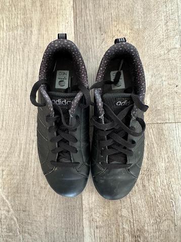 Adidas sneakers (zwart) maat 36