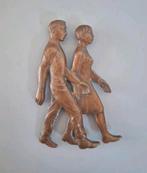 Bronzen plaat wandelend stel
11 x 6,7 x 0,7 cm
200 gram, Ophalen of Verzenden, Zo goed als nieuw