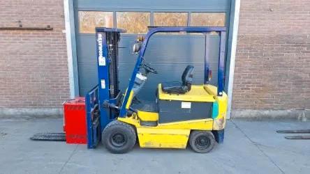 Komatsu Heftruck 2500 kilo triplo,freelift,sideshift met zee, Zakelijke goederen, Machines en Bouw | Heftrucks en Intern transport