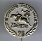 Zagreb 25 zilverkleurig paardensport speldje ( H_159 ), Nieuw, Sport, Speldje of Pin, Verzenden