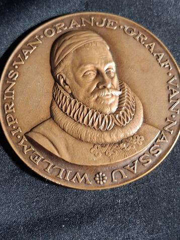 Penning Willem van Oranje 1933. beschikbaar voor biedingen
