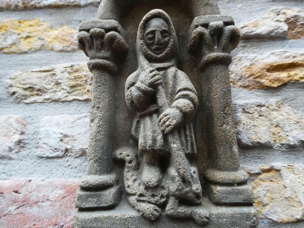 Oud wandbeeld / kapel van St. Joris en de draak van steen, Ophalen of Verzenden