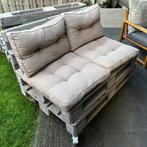 Twee pallet loungebanken met rugleuning (inclusief kussens), Tuin en Terras, Tuinsets en Loungesets, Ophalen, 4 zitplaatsen, Zo goed als nieuw