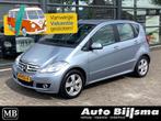 Mercedes A160 BlueEFFICIENCY Avantgarde, eerste eigenaar, cr, Auto's, Voorwielaandrijving, Euro 5, Blauw, Parkeerassistent