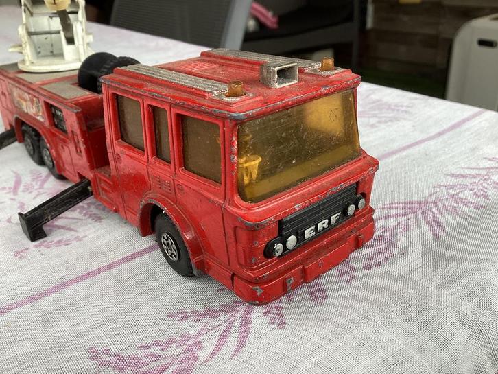 ERF brandweerwagen Matchbox, Hobby en Vrije tijd, Modelauto's | 1:50, Gebruikt, Bus of Vrachtwagen, Matchbox, Ophalen of Verzenden