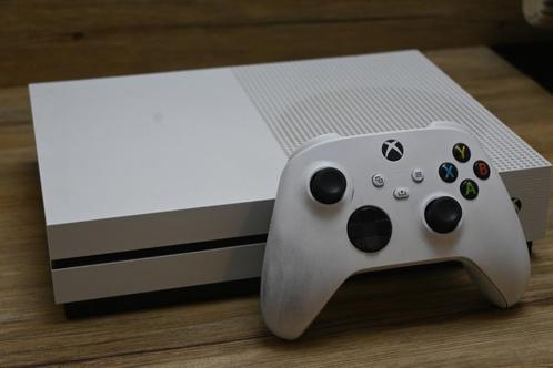 Xbox One S 1TB – Compacte krachtpatser voor gamers, Spelcomputers en Games, Spelcomputers | Xbox One, Gebruikt, Xbox One, 1 TB