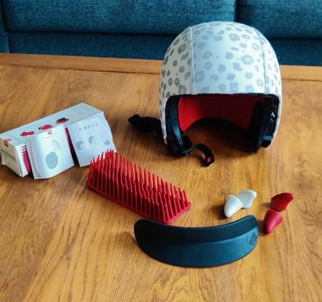 EGG white helmet S (48-52cm) + add ons beschikbaar voor biedingen
