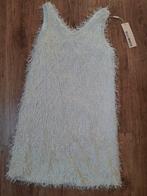 Nieuwe fluffy jurk kaartje eraan, Kleding | Dames, Jurken, Ophalen of Verzenden, Nieuw, Maat 38/40 (M), Boven de knie