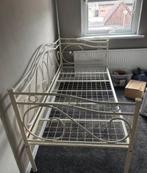Gratis bed, Huis en Inrichting, Ophalen, Gebruikt, Eenpersoons, Wit