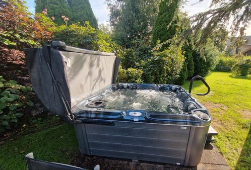 Jacuzzi 5-persoons Passion Spa Delight., Tuin en Terras, Bubbelbaden en Hottubs, Zo goed als nieuw, Ophalen of Verzenden